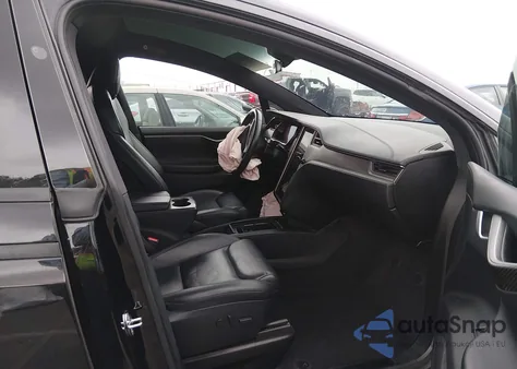 2020 Tesla Model X Long Range Dual Motor All-Wheel Drive/Long Range Plus Dual Motor All-Wheel Drive z USA, uszkodzony, nr VIN 5YJXCBE20LF238030